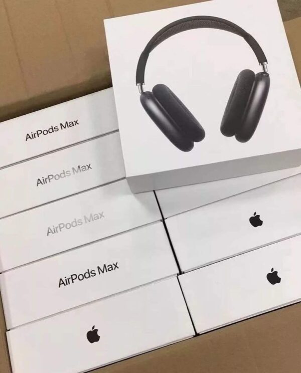 Apple AirPods Max pallets