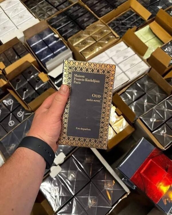 Premium mixed Perfumes Pallets liquidation - Image 5