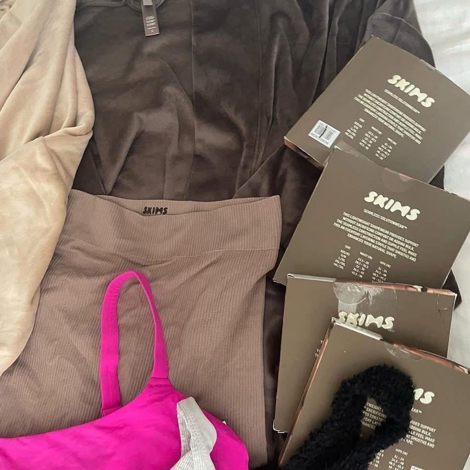 Skims Pallets liquidation and Wholesale