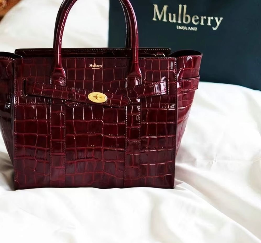 Wholesale Handbags Pallets Liquidation online - Image 9